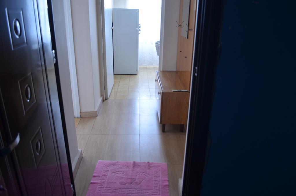 Apartment Khimshiashvili 9 Batoemi Buitenkant foto